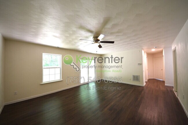 Building Photo - 1109 Lady Ashley Dr