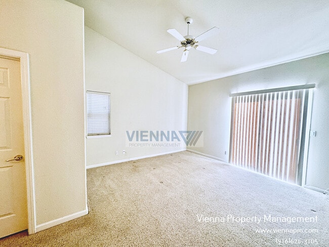 Building Photo - 1755 El Camino Verde Dr