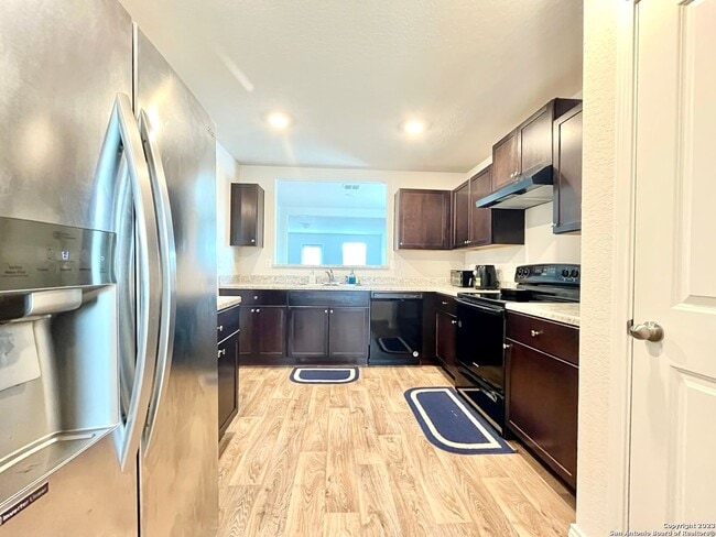 Building Photo - 2526 Wentwood Run