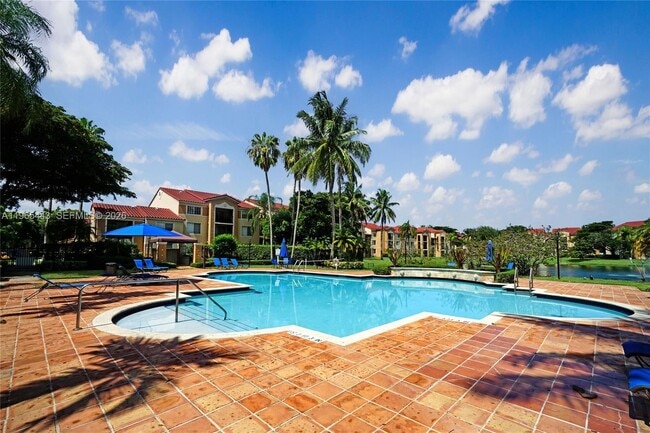 Building Photo - 2031 Renaissance Blvd