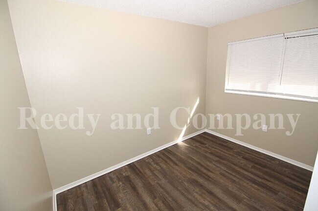 Building Photo - 5158 Breckenwood Dr