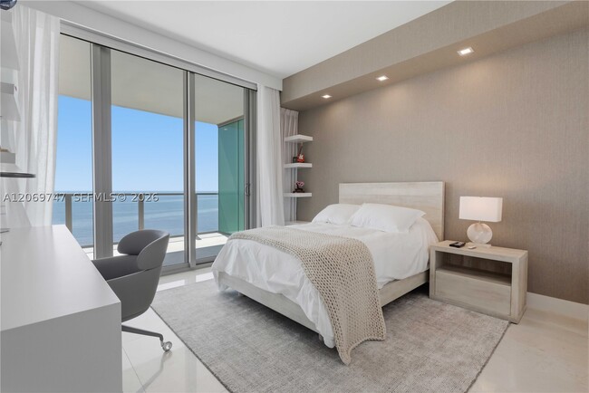 Building Photo - 360 Ocean Dr