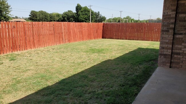 Building Photo - 3621 Scarlet Ln