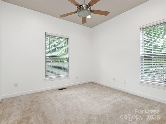 Building Photo - 1530 S Church St