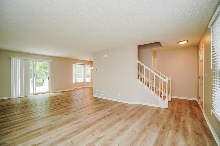 Building Photo - 3205 St Bernard Cir