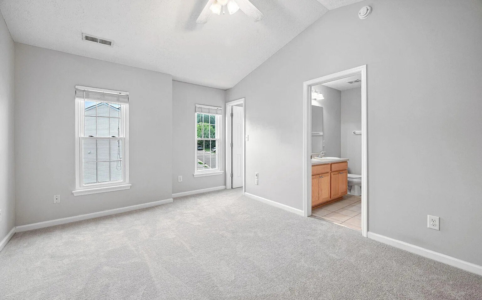 Primary bedroom pt2 - 2018 Grassy Banks Dr