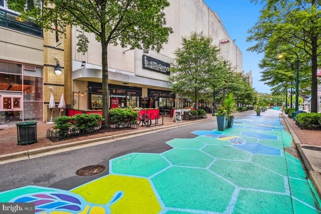 Building Photo - 7607 Eastern Ave NW