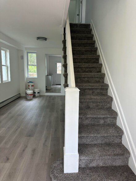 Building Photo - 11 Fiedler Ave