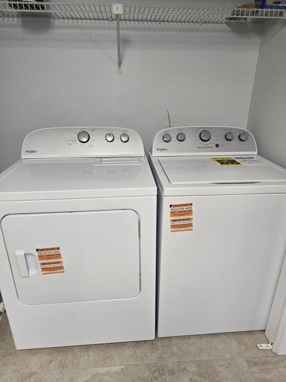 Building Photo - 55 Bay Dr