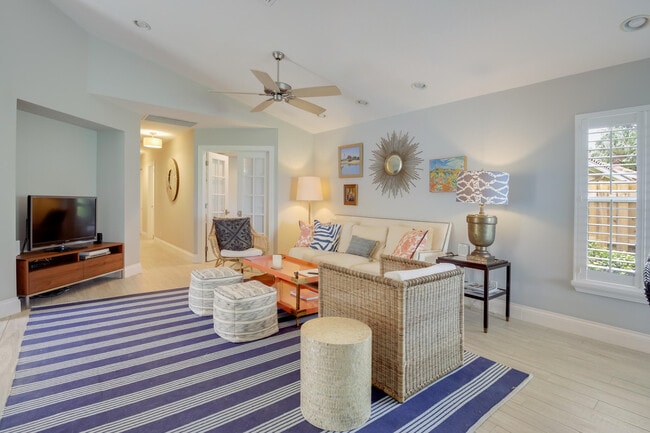 Building Photo - 11949 Rosetree Terrace