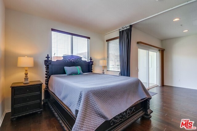 Building Photo - 5450 Strand