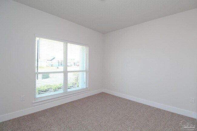 Building Photo - 10988 Coues Dr
