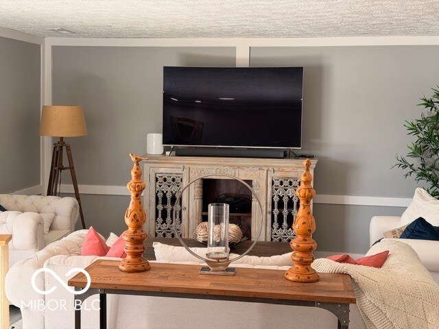 Building Photo - 15022 Shoreway E Dr