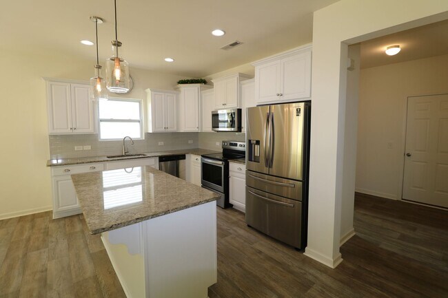 Building Photo - 4740 Wesmar Ct