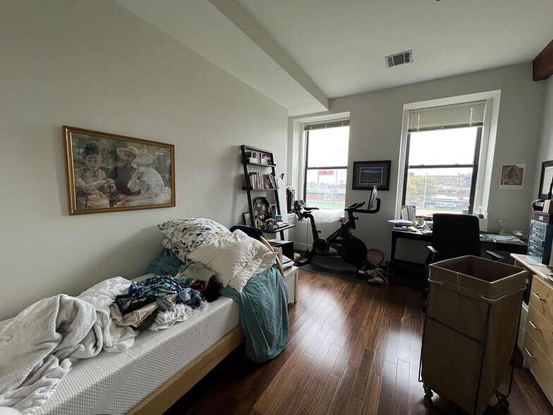 Building Photo - 450 Harrison Ave