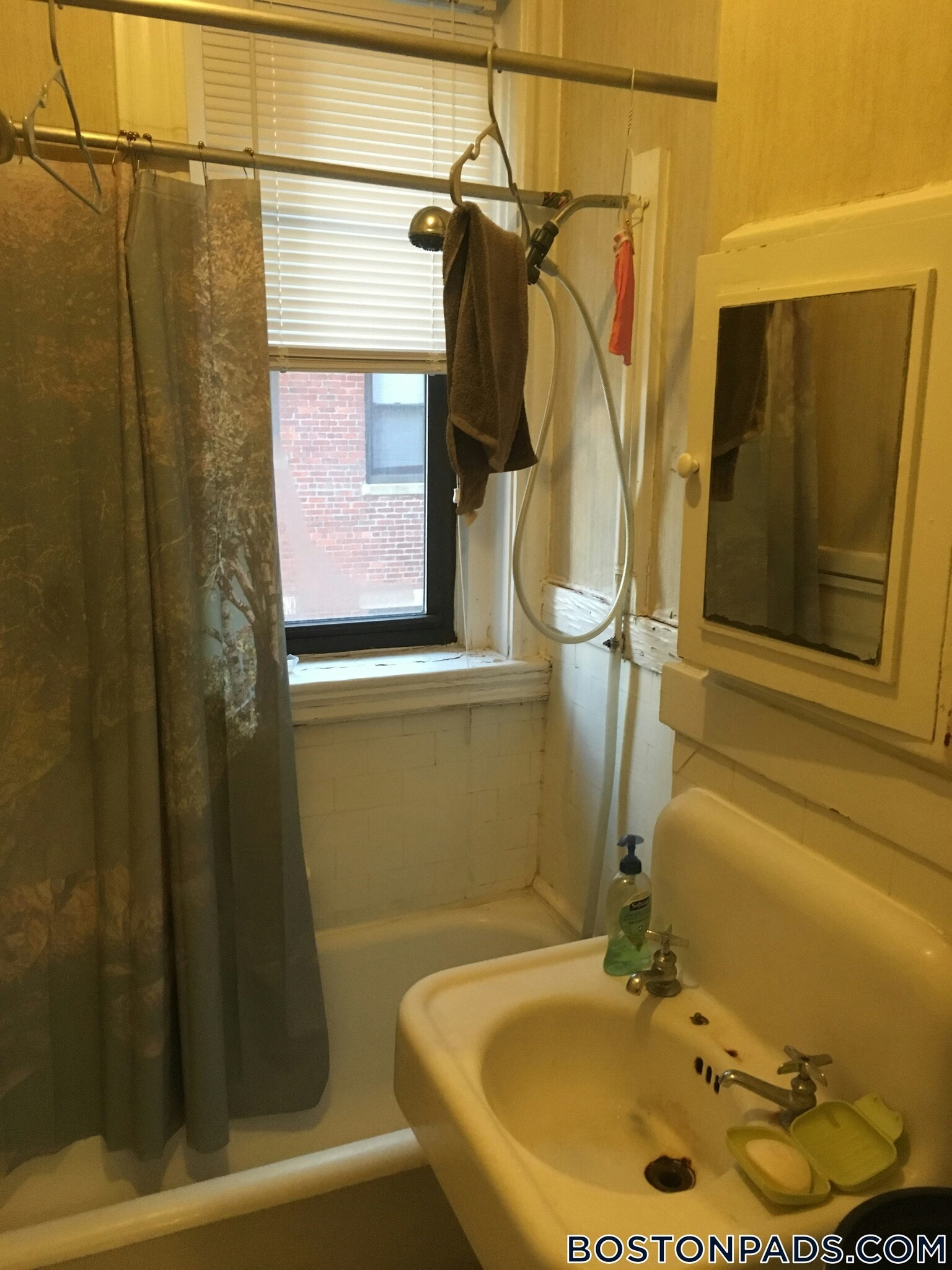 Building Photo - 17-19 Washington St.