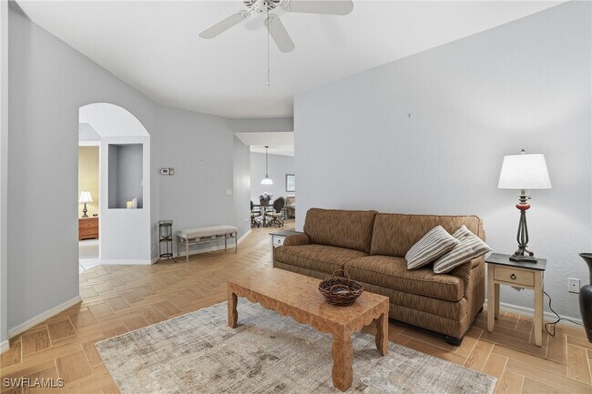 Building Photo - 28630 Carriage Home Dr