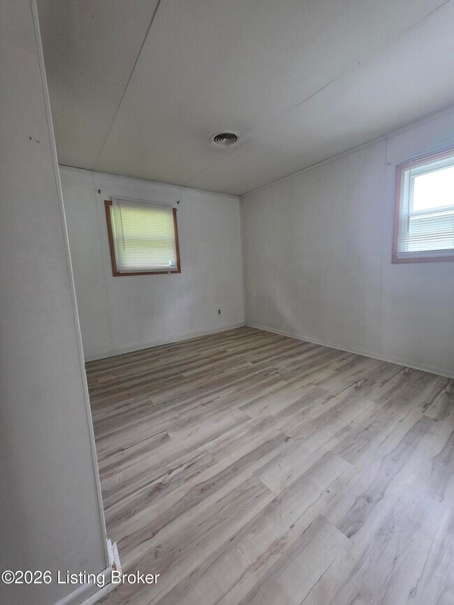 Building Photo - 226 Granvil Dr