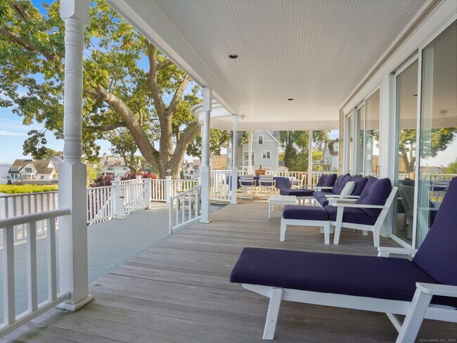 Building Photo - 3 E Beach Dr