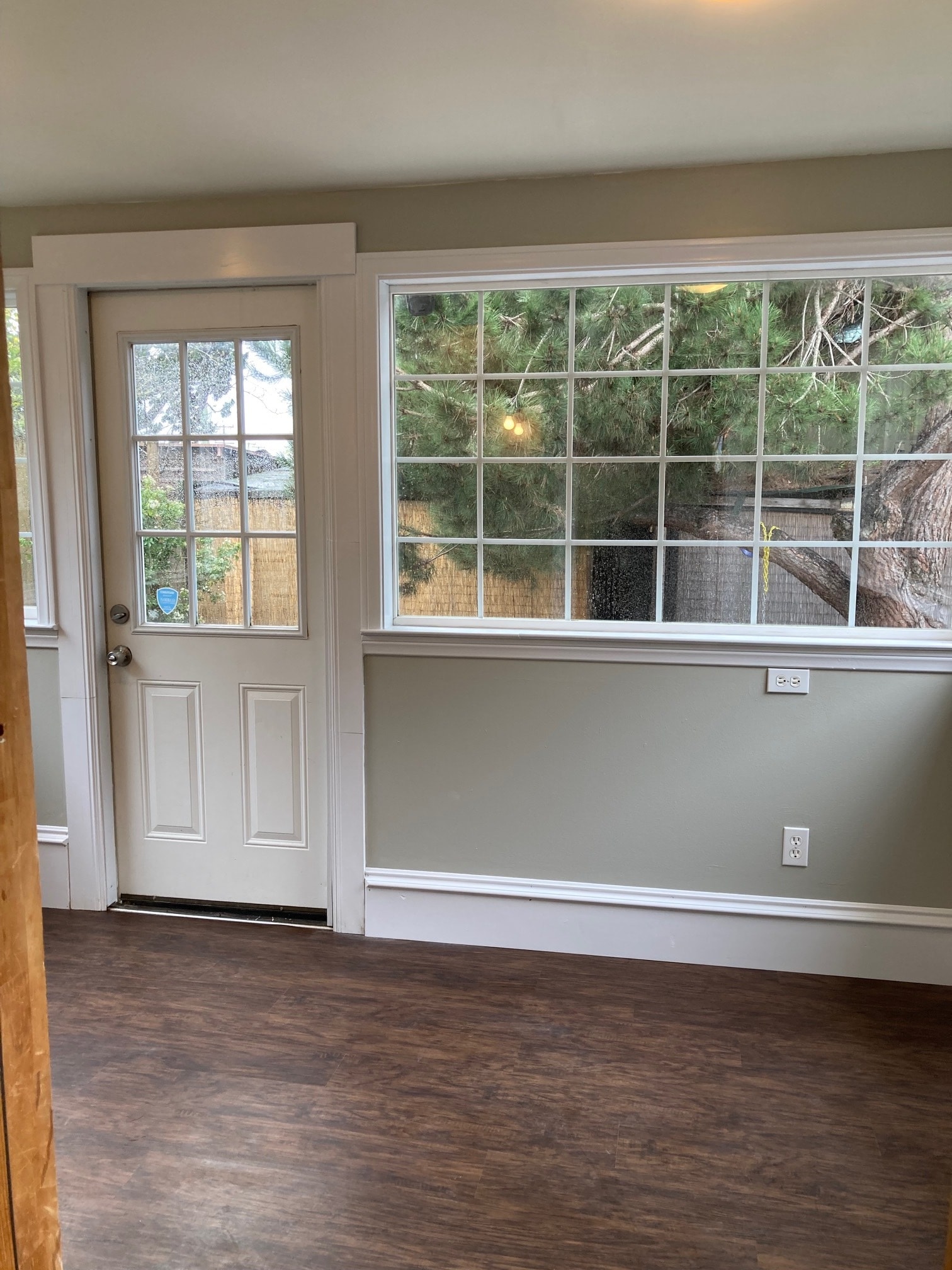 rear bedroom - 407 Avon St