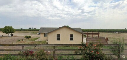 Building Photo - If You Enjoy Country Living, Take A Look A...