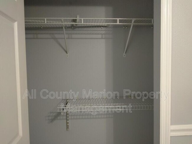 Building Photo - 475 NE 35th St