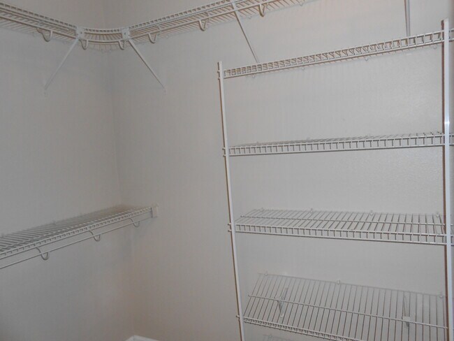 Building Photo - 61746 Darla Pl