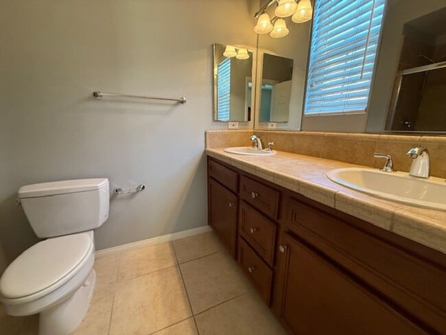 Building Photo - 2bd 2.5 bath in Turtle Ridge