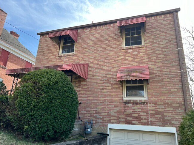 Building Photo - Bellvue