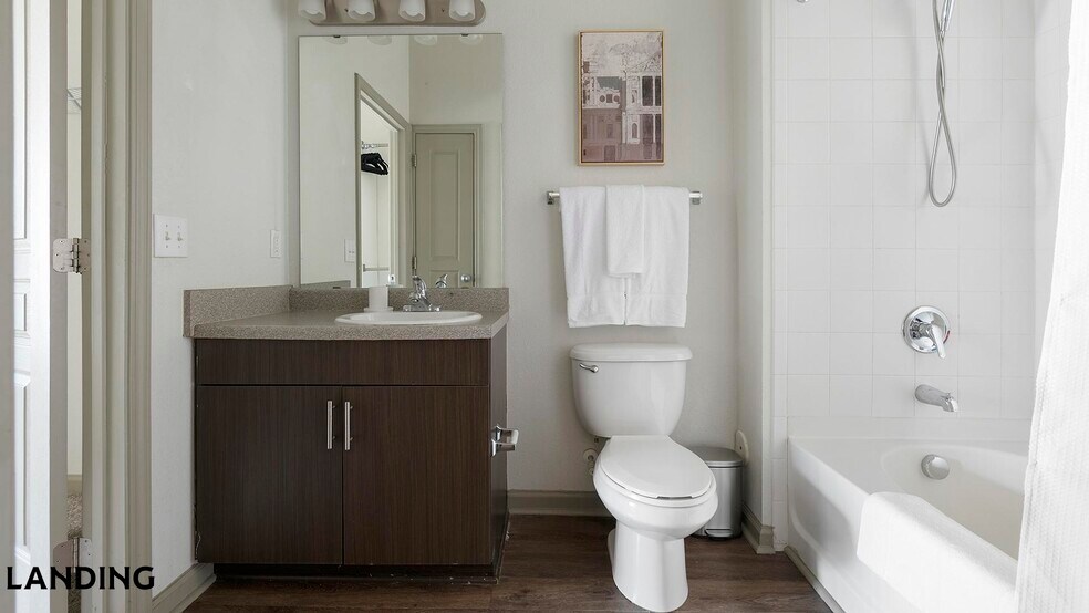 Building Photo - 10051 Perimeter Station Dr