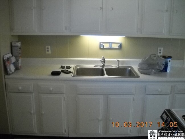 Building Photo - 106 Chautauqua Ave