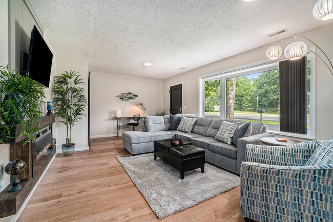 Building Photo - 2506 J Maddy Pky