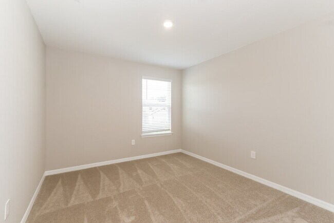 Building Photo - 2259 Shasta St