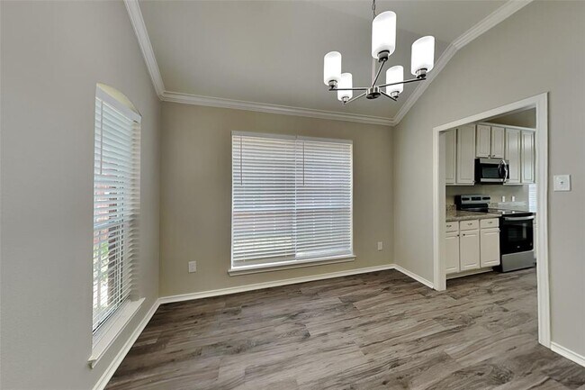 Building Photo - 7214 Bristol Ridge Dr