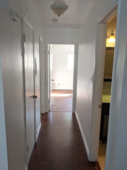 Hallway - 18555 Collins St