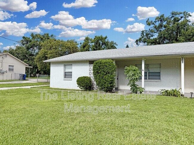 Building Photo - 6805 Mathers Ln
