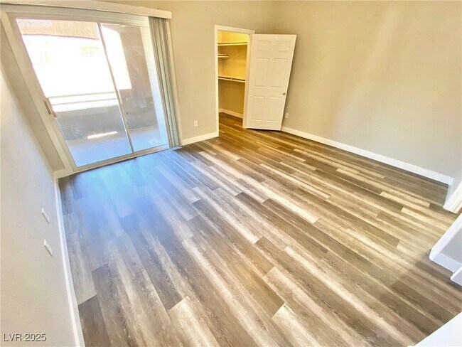 Building Photo - 833 Aspen Peak Loop