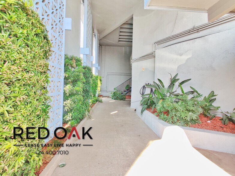 Building Photo - 12520 Lakewood Blvd