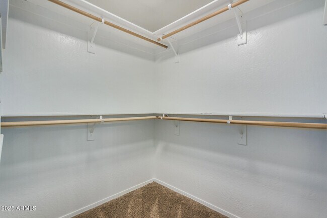 Building Photo - 1122 W Morelos St