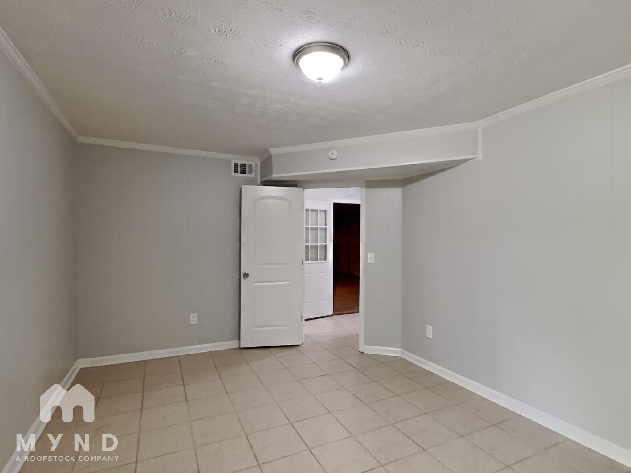 Building Photo - 1434 Oak Forest Way SE