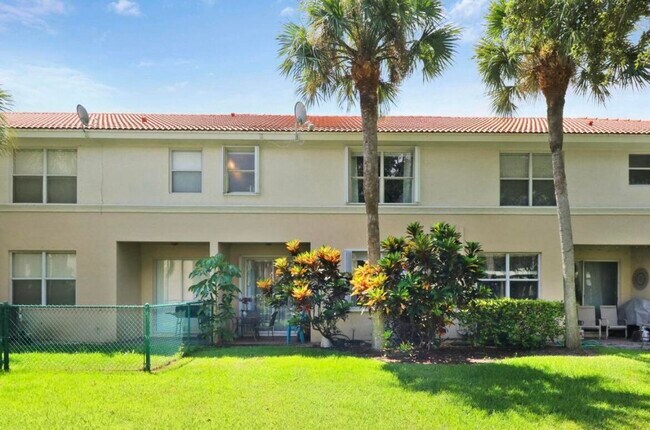 Building Photo - 6086 Seminole Gardens Cir
