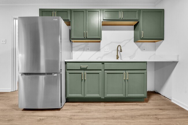 Building Photo - 8439 River Glen Dr