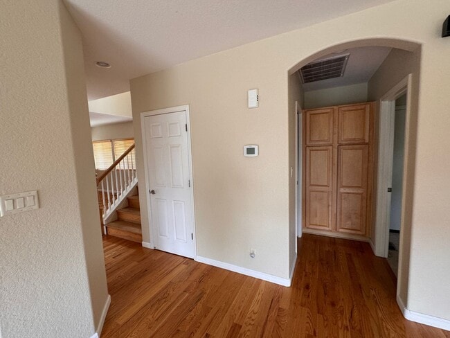 Building Photo - 10060 Eagles Landing Ct