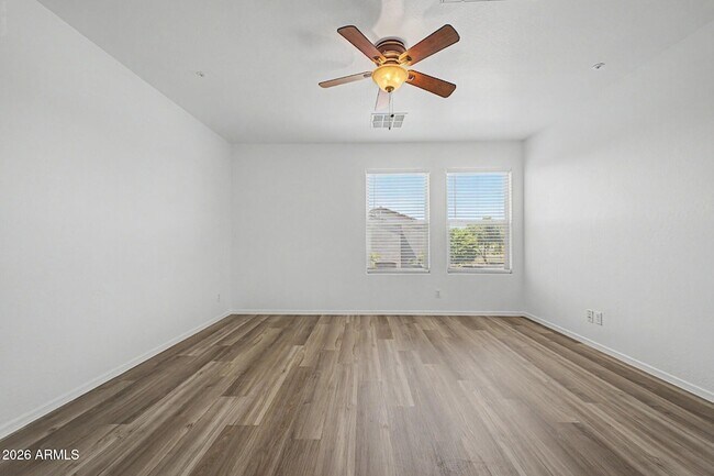 Building Photo - 8777 W Dahlia Dr