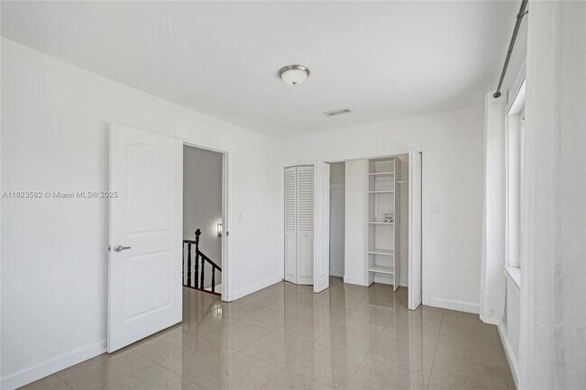 Building Photo - 655 85th St