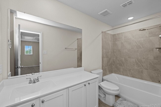 Building Photo - 9219 Cook Crk