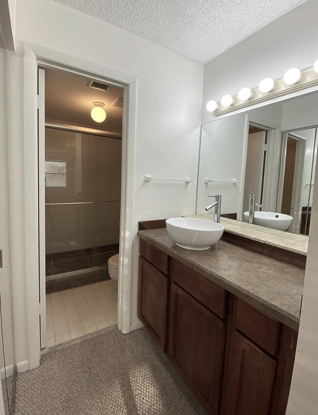 Building Photo - 12962 Briarlake Dr