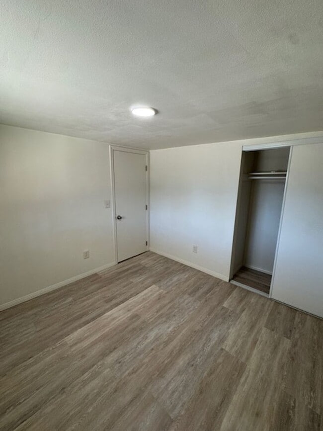 Building Photo - Cozy Remodeled Home