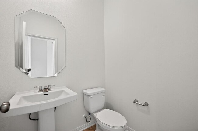 Building Photo - 5900 Swedish Farms Ter