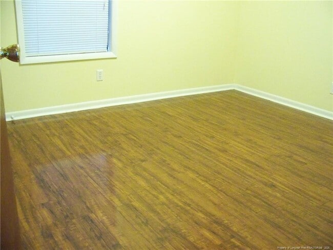Building Photo - 1006 Wood Creek Dr